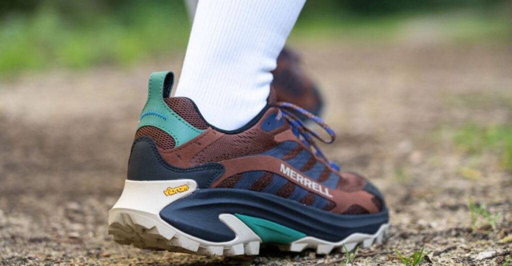 8 Travel Shoes People Recommend After Testing Them Hard