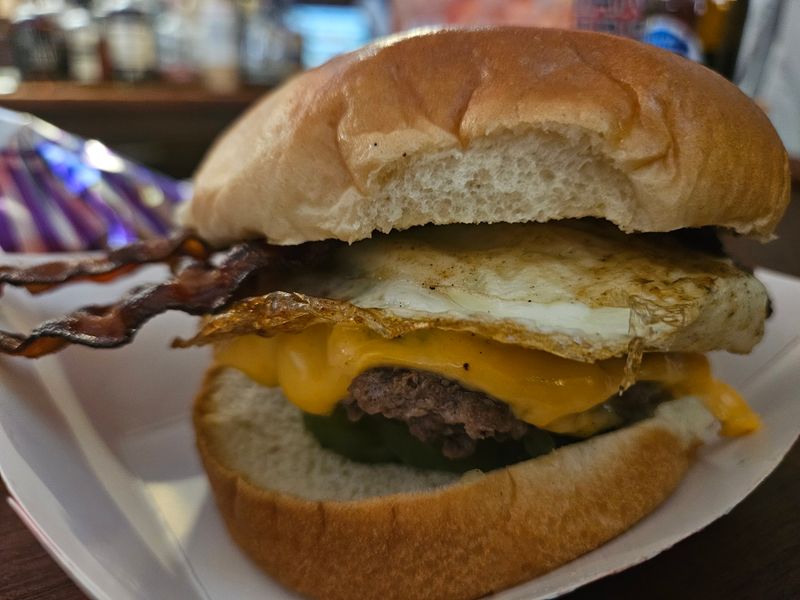 The Signature Cheeseburger