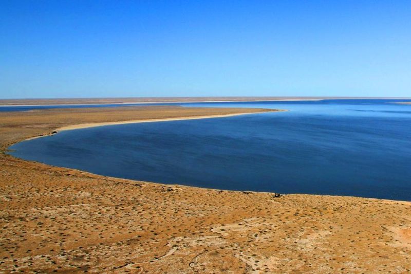 It can reach Lake Eyre but typically only in flood conditions