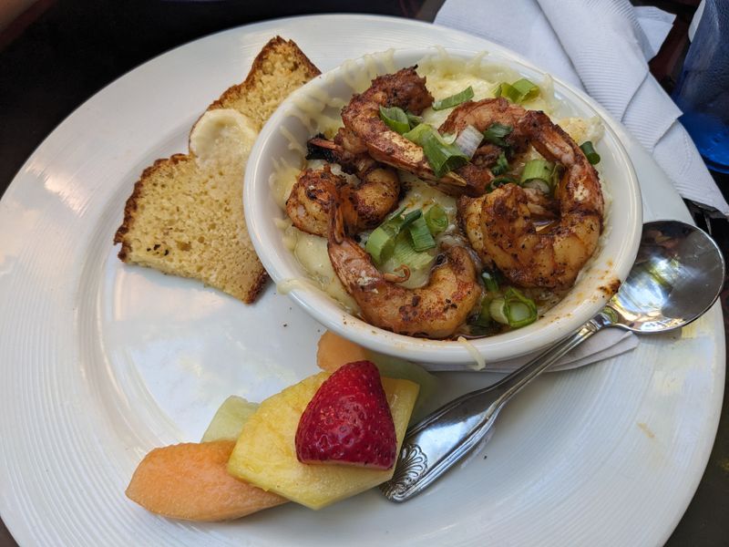 Shrimp And Grits Island Style