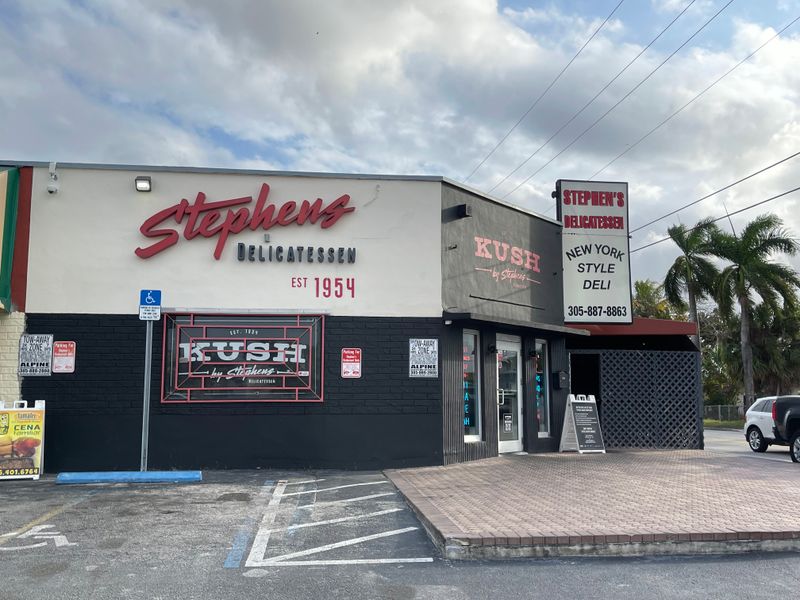 Newman's Jewban - Kush Hialeah (Hialeah/Miami, Florida, USA)