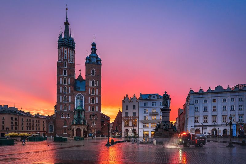 Kraków, Poland — Historic Charm & Green Ring Walks