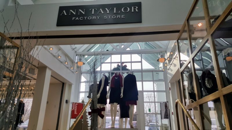 Designer Outlets and Boutiques