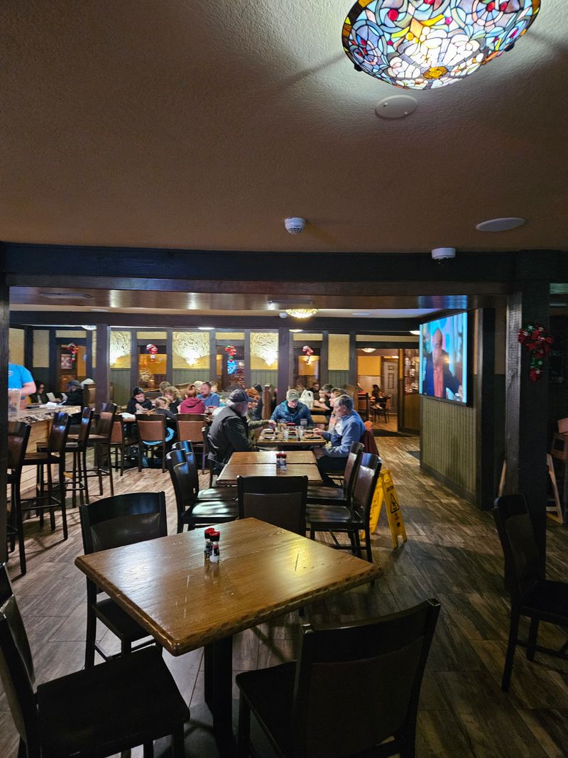 Friendly Service, Local Warmth