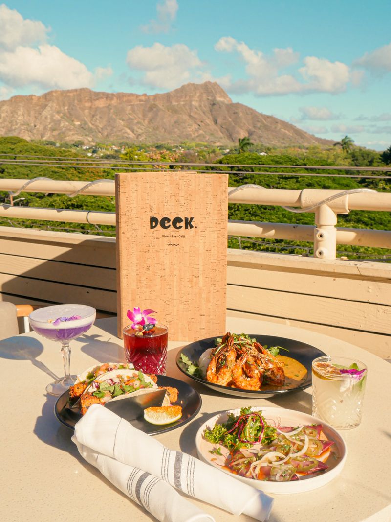 Deck. – Honolulu, HI