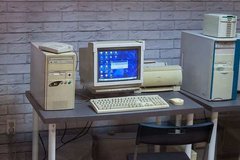 Millennials: School Computer Labs with Oregon Trail