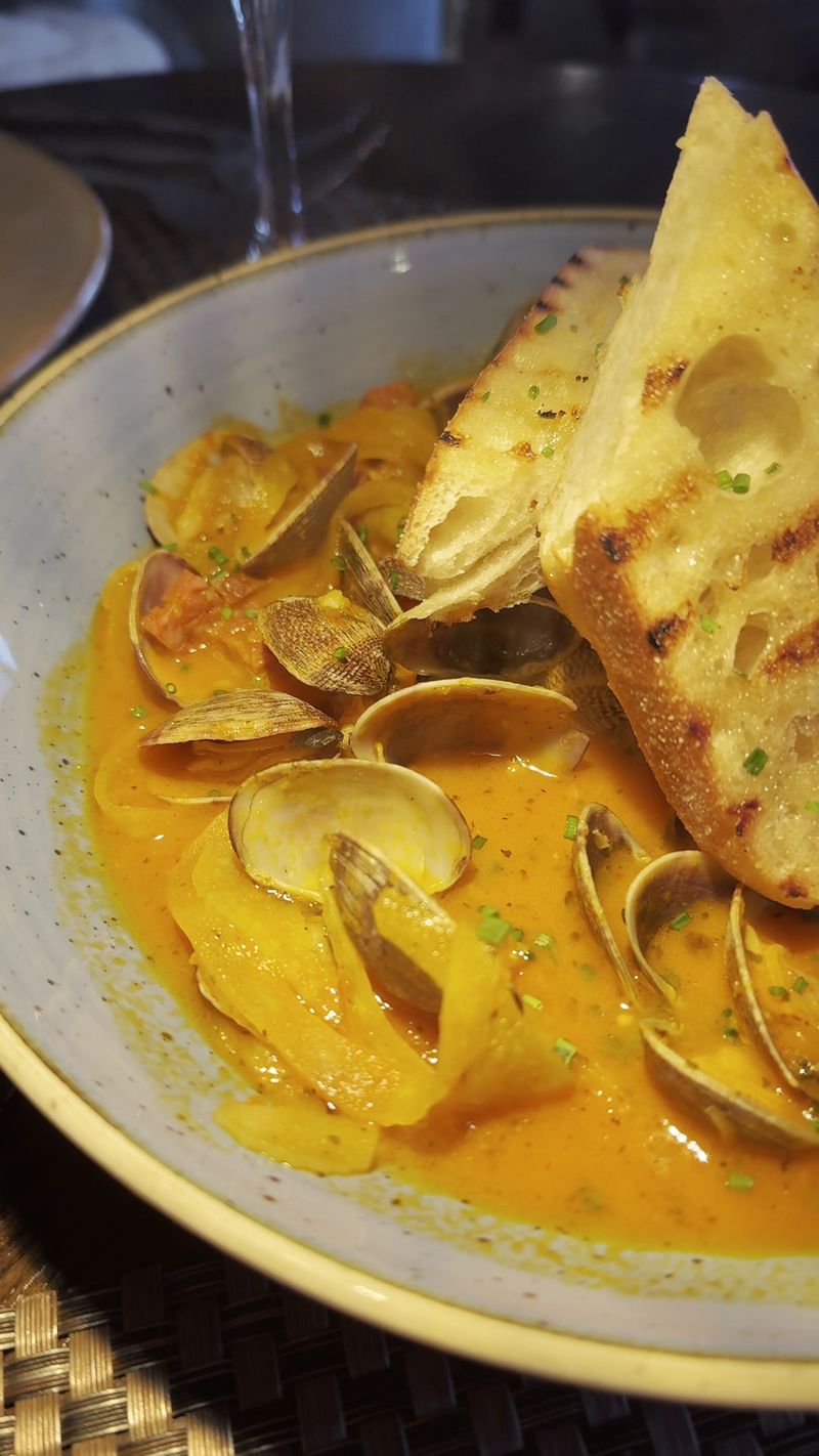 Clam Chowder That Wins Fans