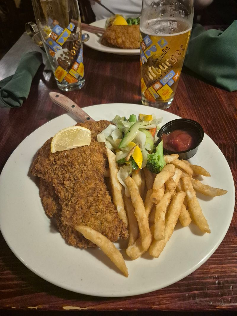 Bistro Salad and Lighter Bites