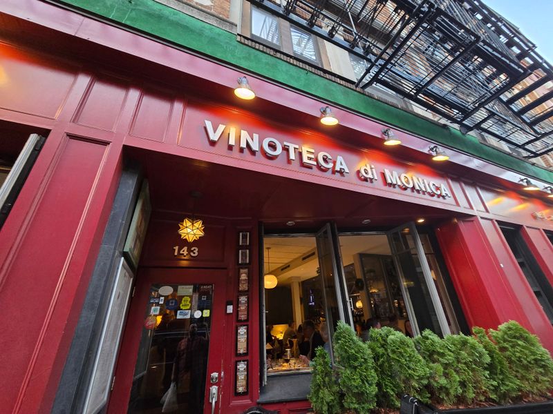 Vinoteca di Monica (North End)