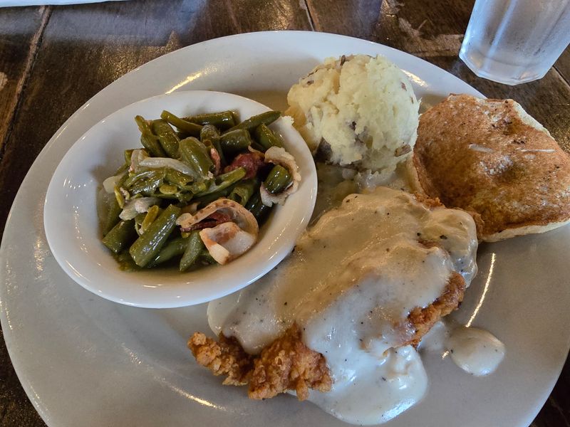 Chicken Fried Chicken With Classic Gravy