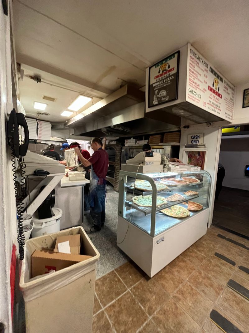 No Frills, All Flavor Atmosphere