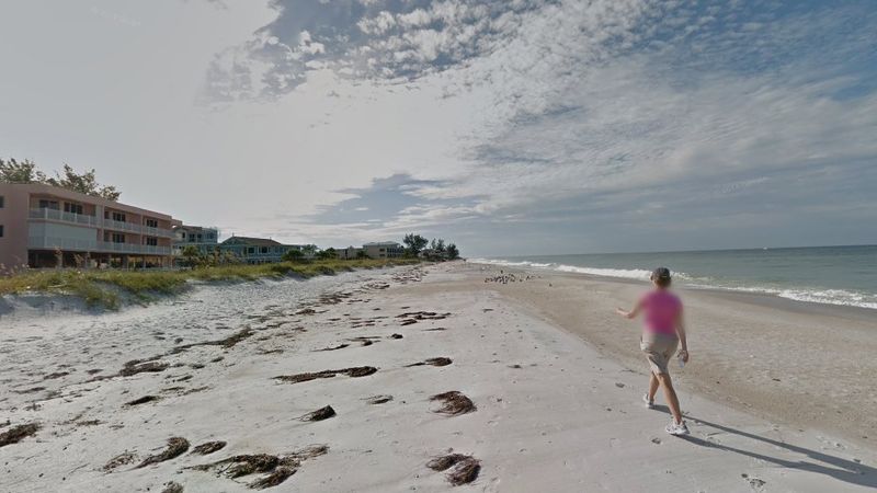 Eco Minded Beach Etiquette