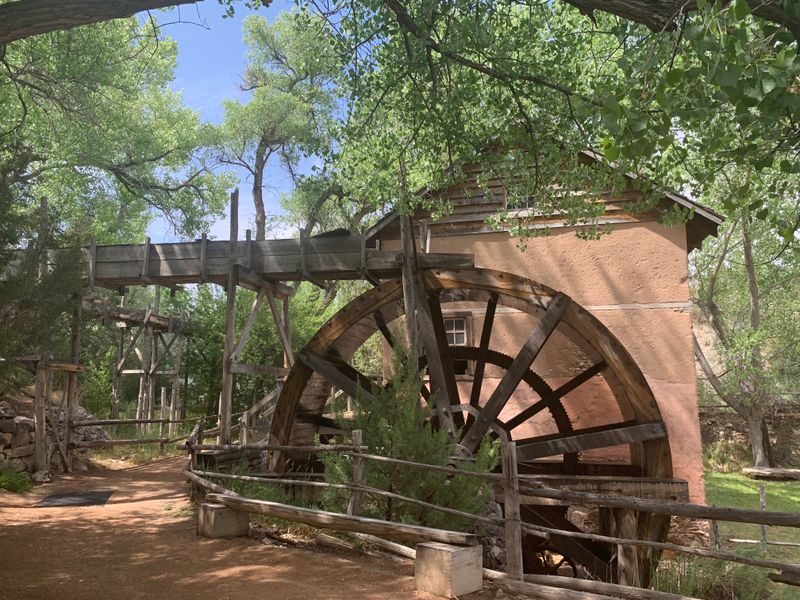 El Rancho de las Golondrinas