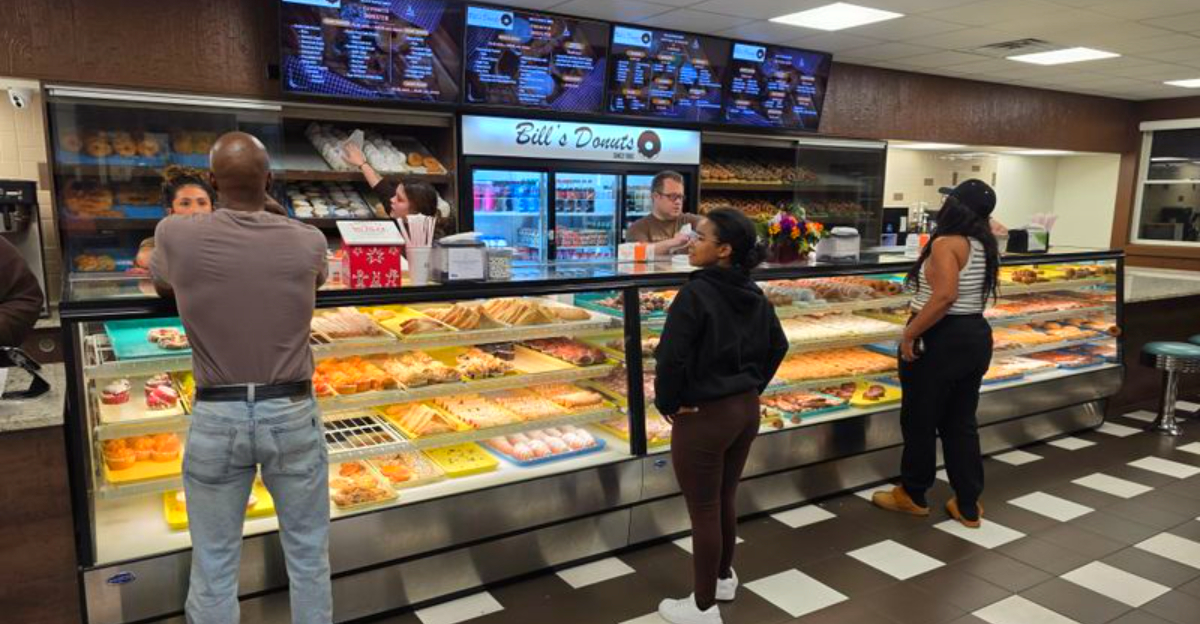 Centerville’s Original Bill’s Donut Shop Has Been a Local Favorite Since 1960