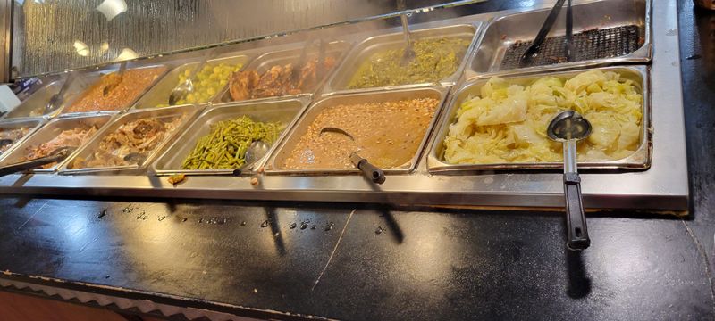 Barnhill's Steaks and Buffet – Jacksonville’s Hearty Comfort Spread