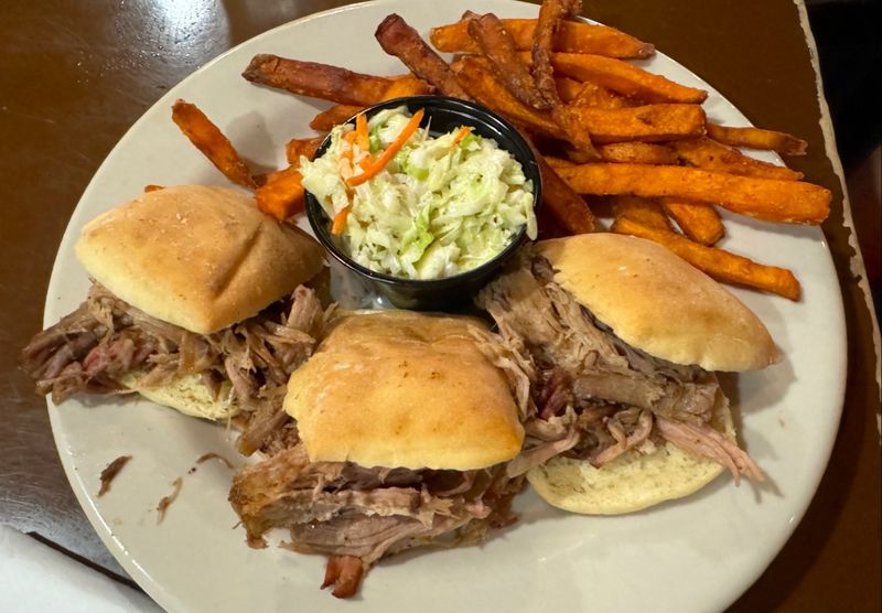 Pulled Pork Sandwich With Spicy Sauce