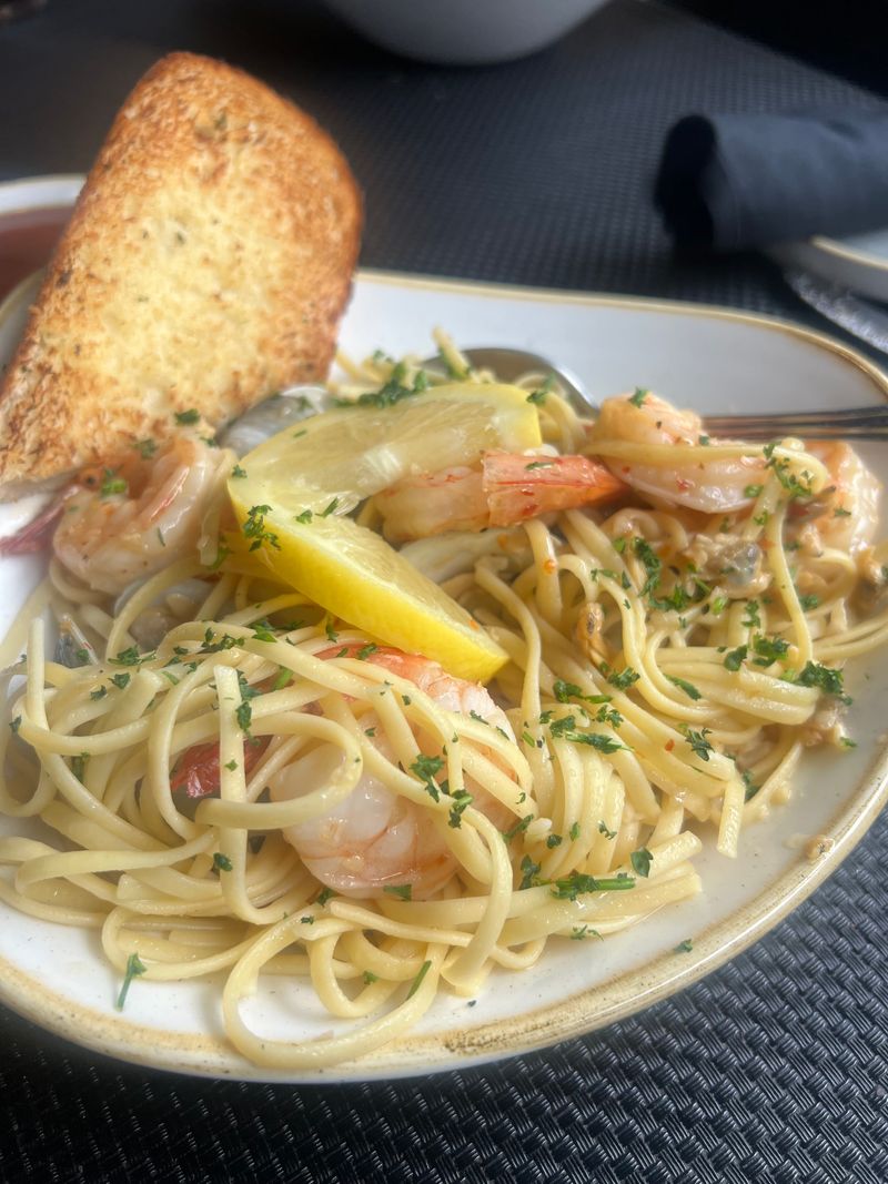 Seafood Fettuccine Favorite