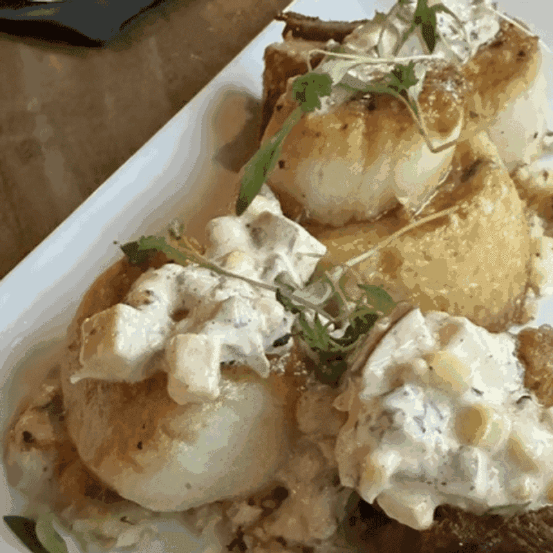 Seared Scallops With Sweet Corn