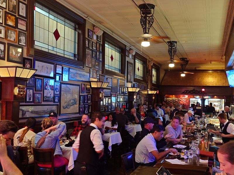 Service With Old School Polish