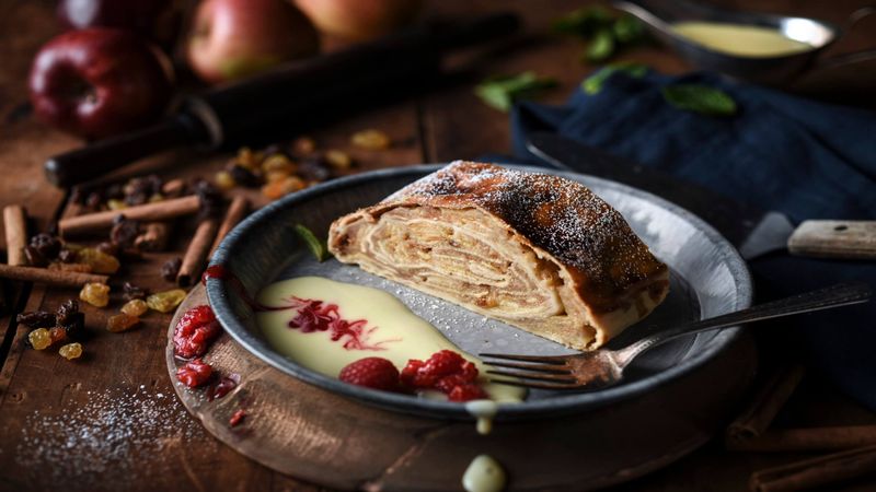 Desserts: Apple Strudel and Creamy Dreams