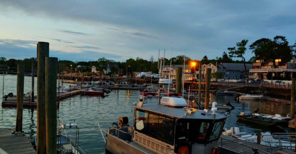 Connecticut’s Coastal Village With Mini Cottages and a Calm Beach Locals Love to Escape To