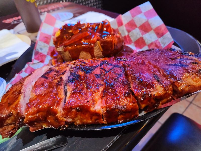 Takeout and Curbside Ease