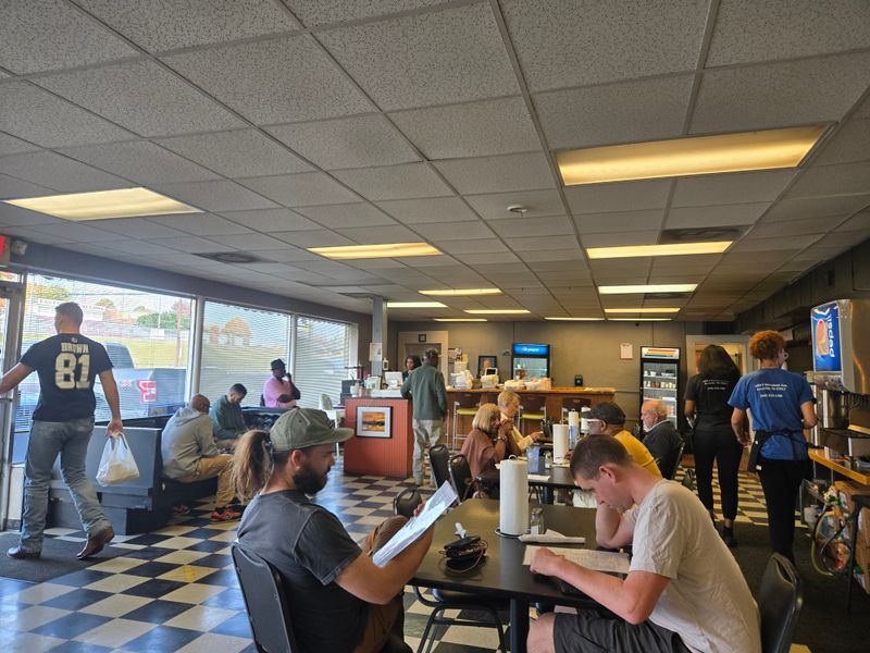 Sunday tradition and hours