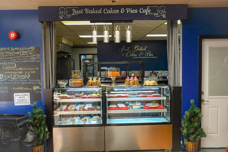Just Baked Cakes & Pies - Harrisburg
