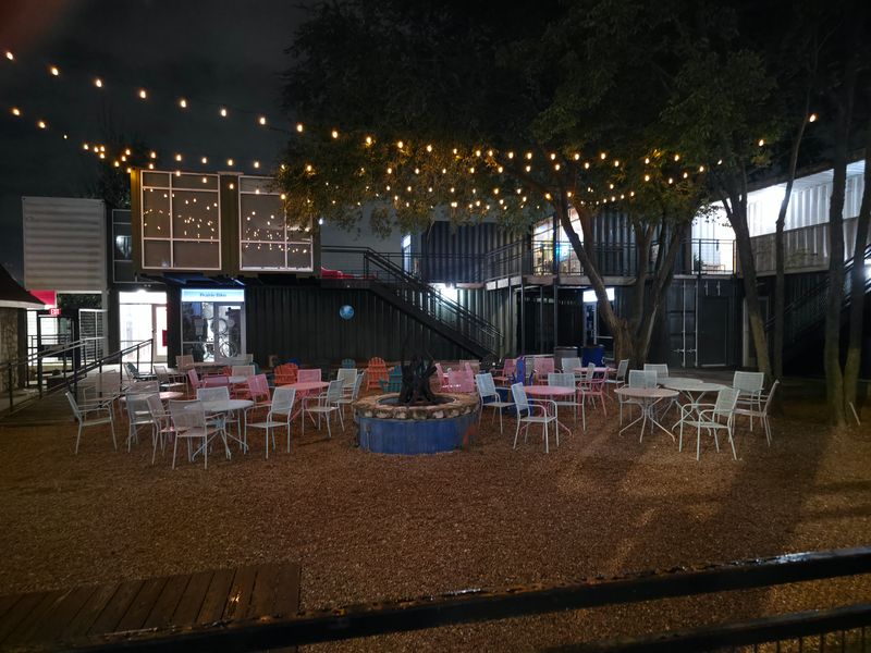 Biergarten vibes: urban and welcoming