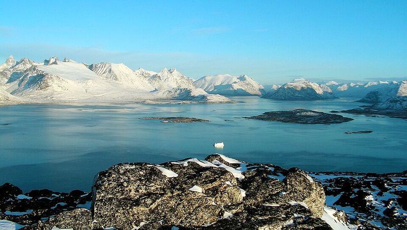 A Paradise of Icebergs, Fjords, and Natural Beauty
