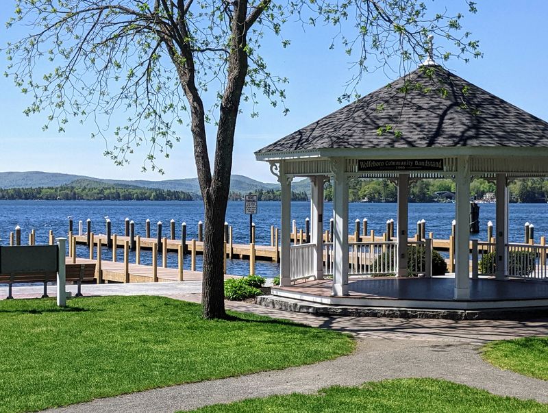 Economic Momentum: Investments Fueling a Comeback