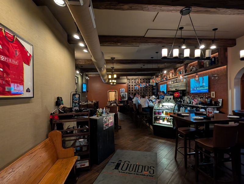 Guido's Pizzeria & Tapas