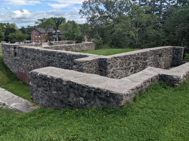Castine - Explore Fort George above Penobscot Bay