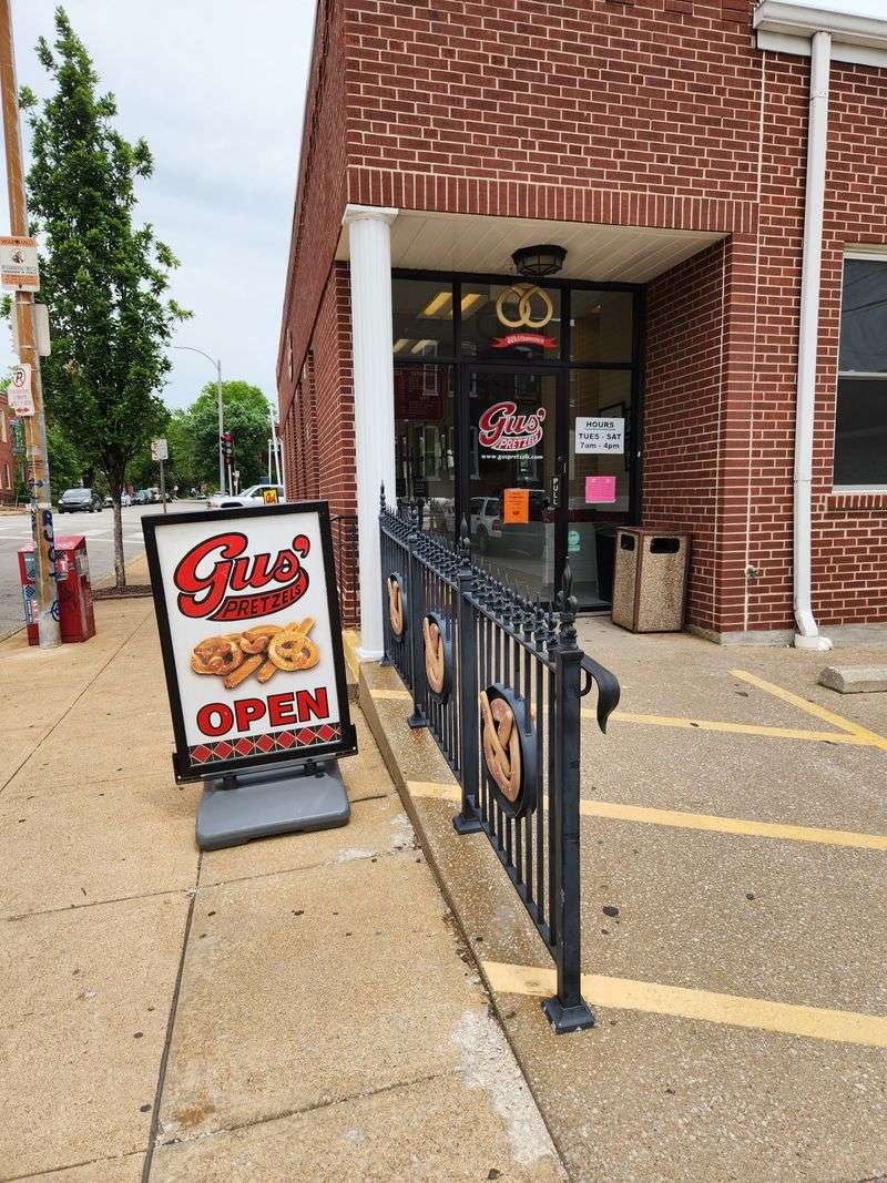 Gus' Pretzels in Benton Park