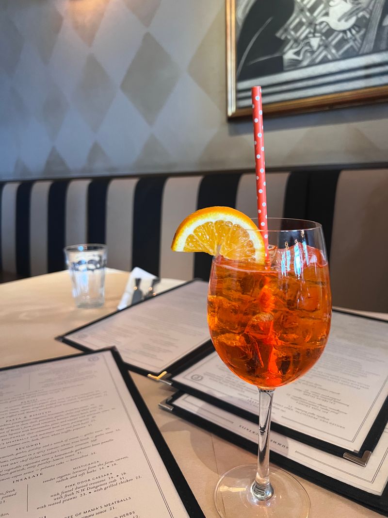 Wines And Cocktails That Fit