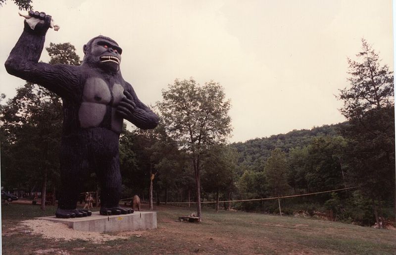 Dinosaur World (John Agar's Land of Kong and Farwell's Dinosaur Park, Beaver, Arkansas)