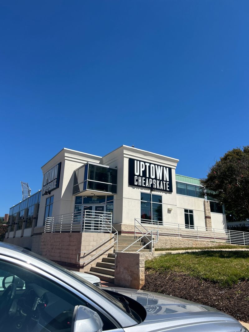 Uptown Cheapskate Raleigh — Raleigh, NC