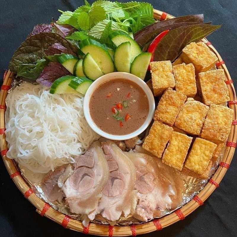 Quan Ngon Bistro — Pinellas Park, FL