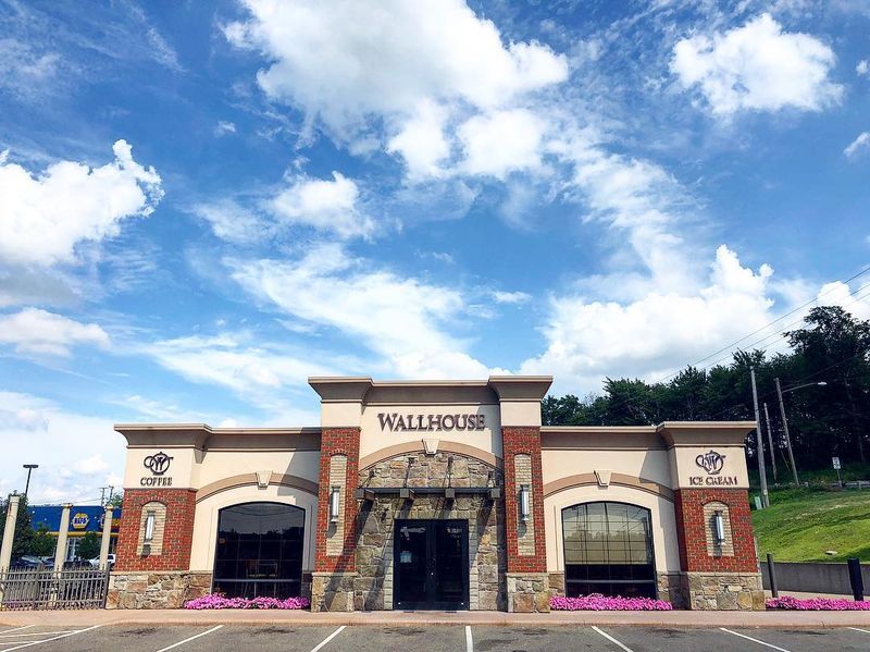 Wallhouse Coffee Company (Sugarcreek)