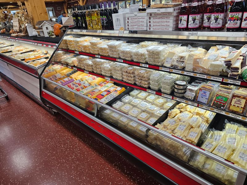 Yoder's Meat & Cheese Co. (Shipshewana)