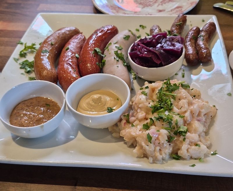 Cuckoo Clock Brauhaus Miami, Miami, Florida