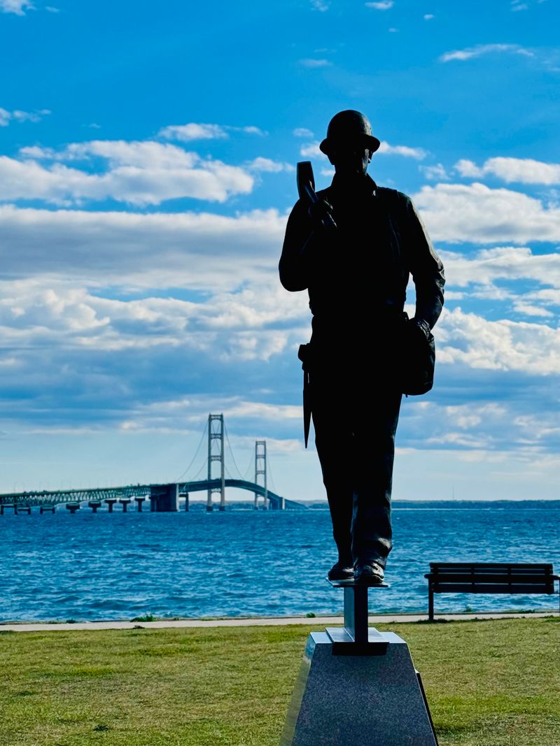 Relax and Picnic at Bridge View Park