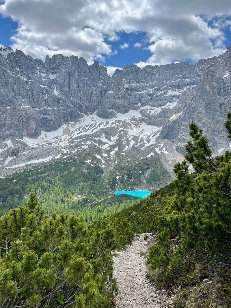 Hike to Lago di Sorapis (summer/fall) from Passo Tre Croci