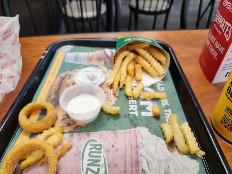 Frings And Dipping Sauce Magic