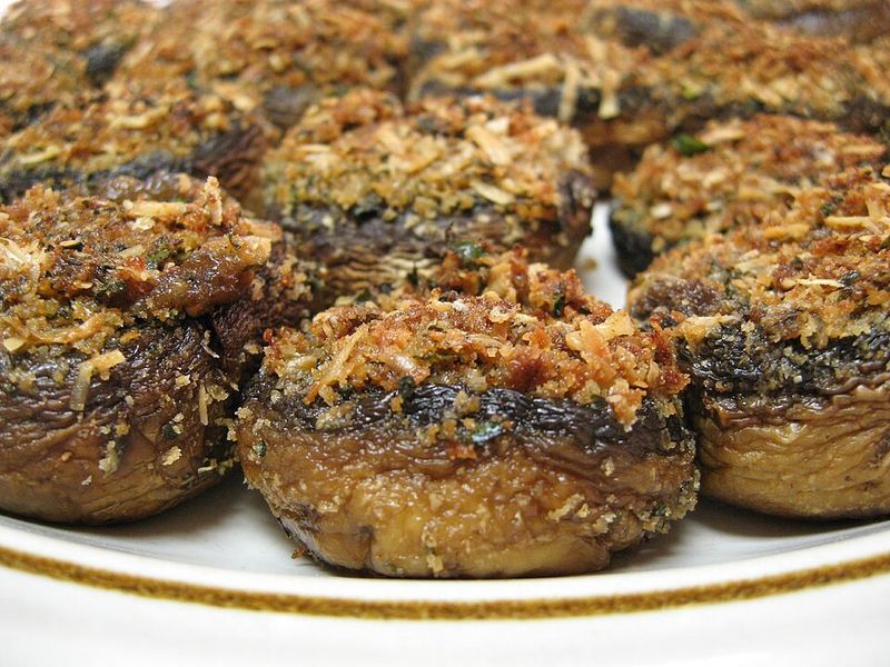 Stuffed Mushrooms (Classic Steakhouse Style)