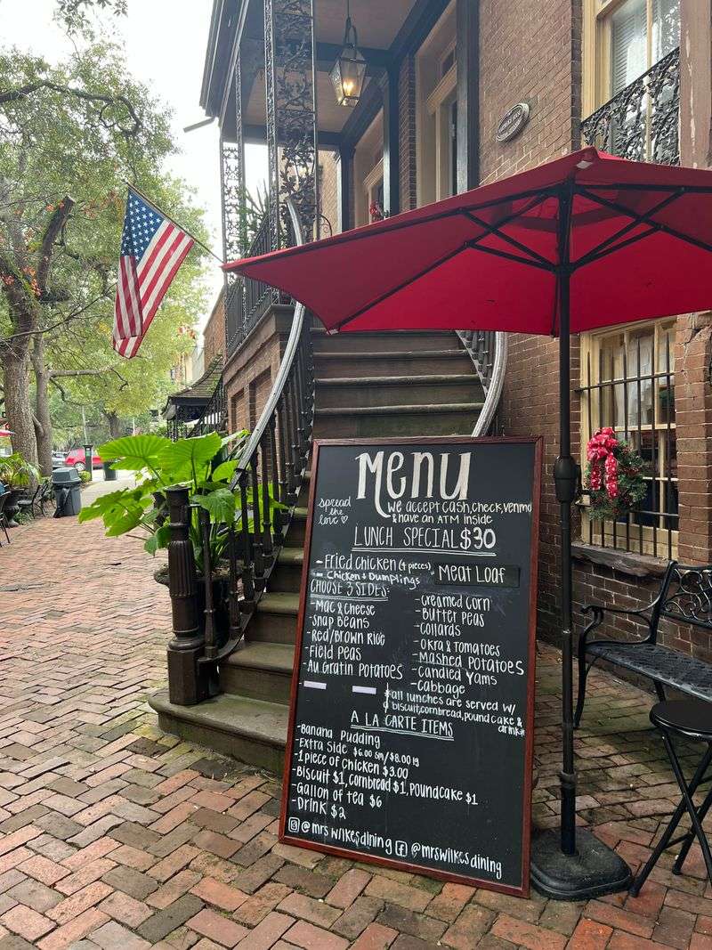 Mrs. Wilkes' Dining Room (Savannah)
