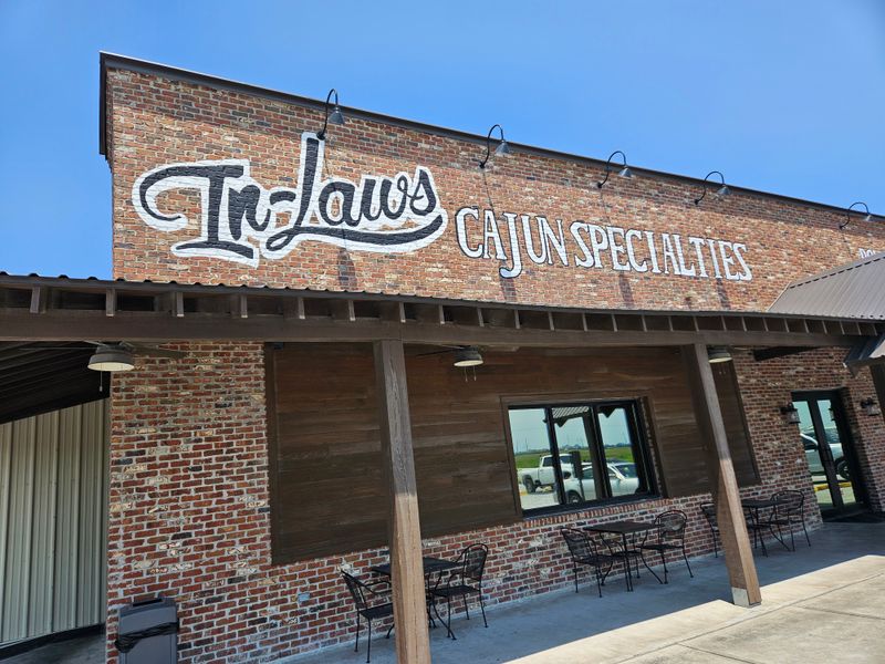 Kid-Friendly Comforts and Easy Seating