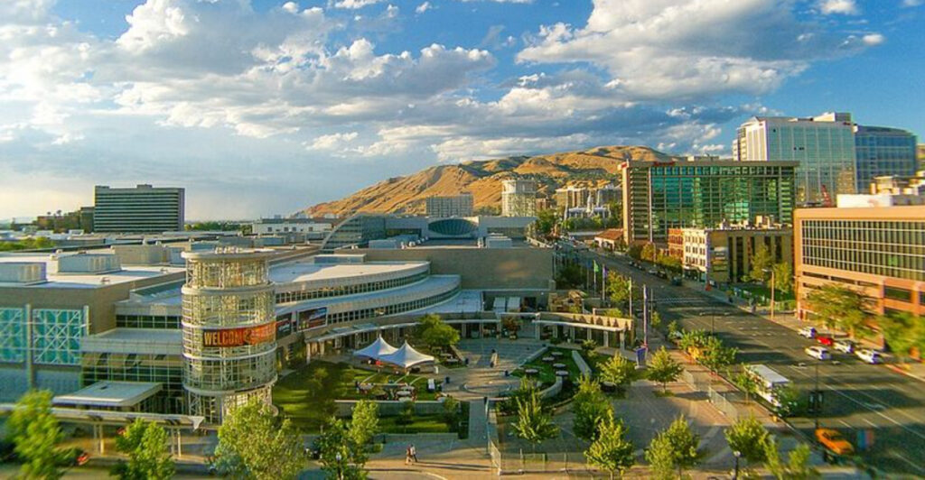From Affordability to Lifestyle: 10 States With the Most Comfortable Living