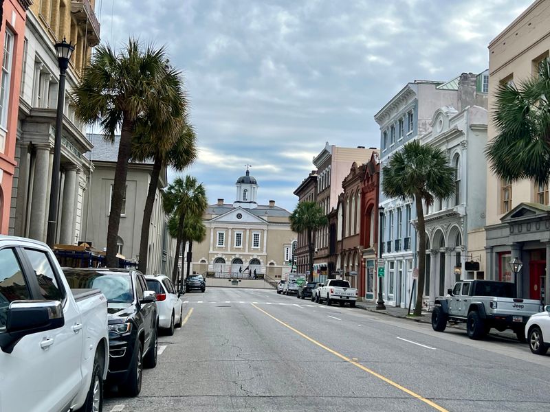 Charleston, USA — Southern Ease and Historic Streets