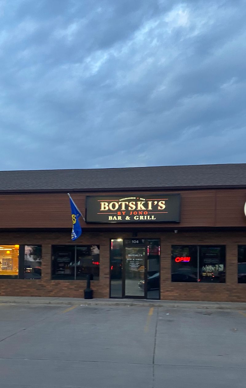 Botski’s Bar & Grill - Sioux Falls, SD